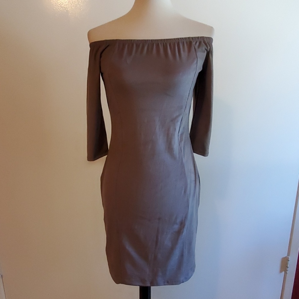 NWT Crece Gray Vegan Suede Off-the-shoulder Dress